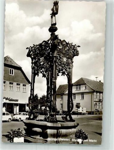 Springe Brunnen am Markt