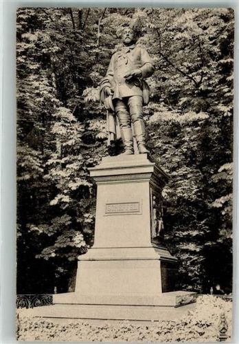 Heidelberg Das Schefeldenkmal auf der Terrasse des Schlosses