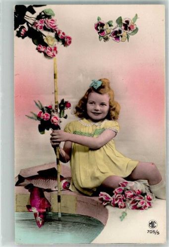 Kind Blumen