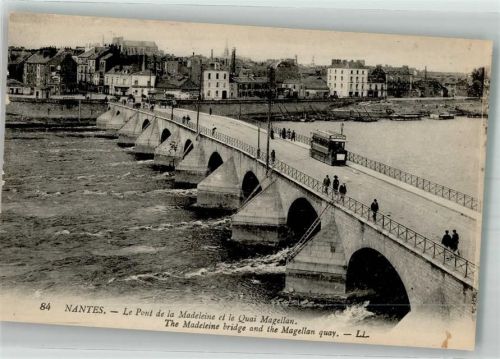 Nantes Le Pont de la Madeleine Straßenbahn