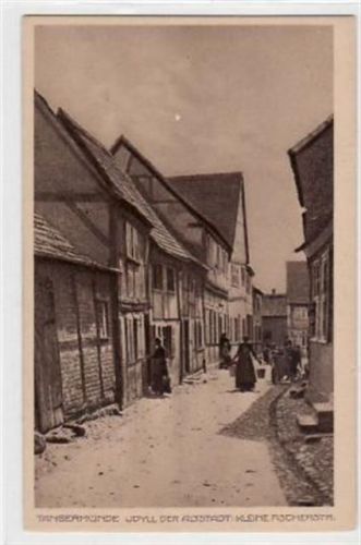 Tangermünde Tangermünde mit Idyll der Altstadt, kleine Fischerstraße ungelaufen Kleine Abschürfung oben in der Mitte, kleiner Riß rechter Rand, sonst gut erhalten.
