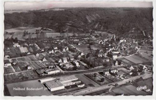 Heilbad Bodendorf a.d. Ahr mit Flugzeugaufnahme gelaufen von 1969. Leichter Stempeldurchdruck, sonst gut erhalten