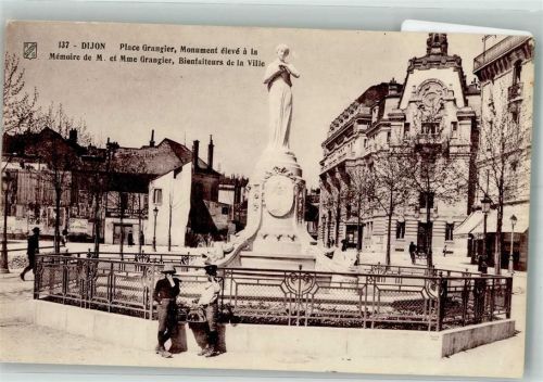 Dijon Denkmal Mme Grangier Place Grangier