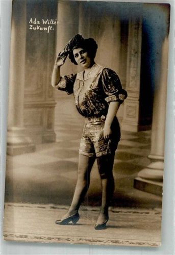 1915 Portrait von Ada Willee