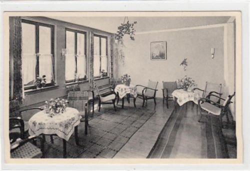 Stadtkyll in der Eifel. Eingangsdiele im Müttererholungsheim St. Marienhaus gelaufen, 1964. Leichter Stempeldurchdruck, leichter Bug unten links, kleiner Knick oben rechts, sonst gut erhalten