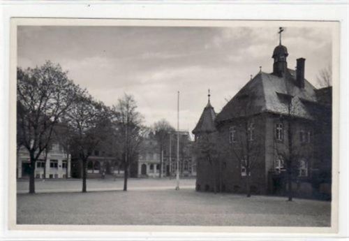 Fehmarn Ostseebad Burg, Insel Fehmarn mit Marktplatz u. Rathaus ungelaufen Gute Erhaltung.