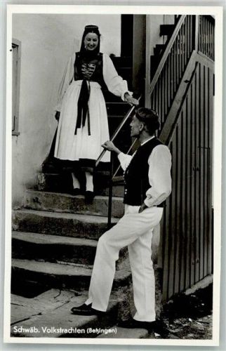Betzingen Schwäbische Volkstrachten Mann Frau Tracht Treppe