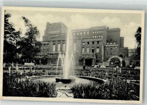 Teplice Stadttheater Leuchtbrunnen