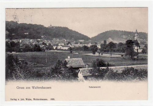 Waltershausen Gruß aus Waltershausen i. Thür. Totalansicht gelaufen 1905. Leichte Stempelspuren Vorderseite, sonst gut erhalten.