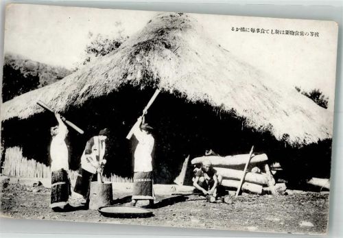 Tracht Hütte Frauen bei der Arbeit