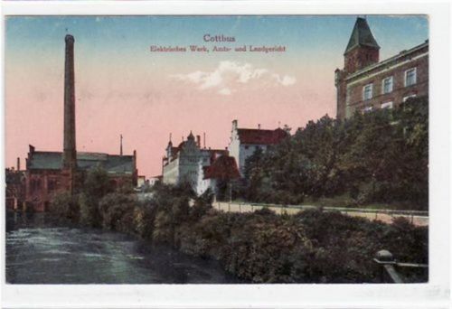 Cottbus mit Elektrisches Werk, Amts- und Landgericht gelaufen von 1919. leichte Eckabschürfungen und Rändern, kleiner Riß am Rand unten, sonst gut erhalten.