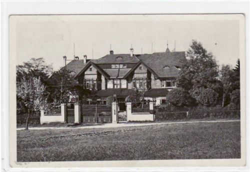 Radeburg Niederrödern bei Radeburg mit Erholungsheim gelaufen von 1935. Leichter Stempeldurchdruck, sonst gut erhalten.