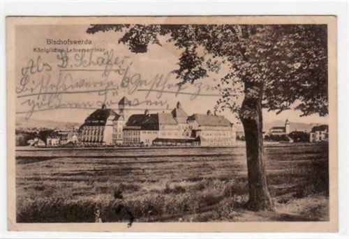 Bischofswerda Bischofswerda mit Königlichem Lehrerseminar gelaufen von 1920 kleiner Knick unten links, leicht fleckig, sonst gut erhalten.