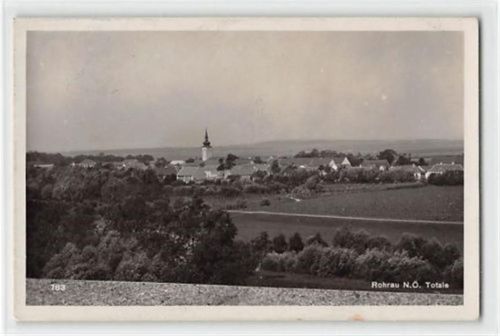 Rohrau, Niederösterreich. Kirche gelaufen. Marke entfernt. Leicht bügig, leicht fleckig, sonst gut erhalten