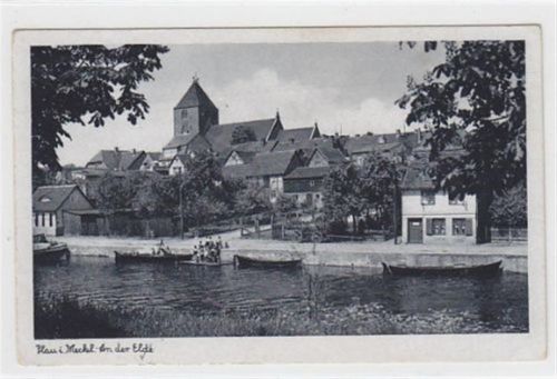 Plau Plau in Mecklenburg. Partie an der Elde ungelaufen kleiner Knick an der rechten unteren Ecke , sonst gut erhalten