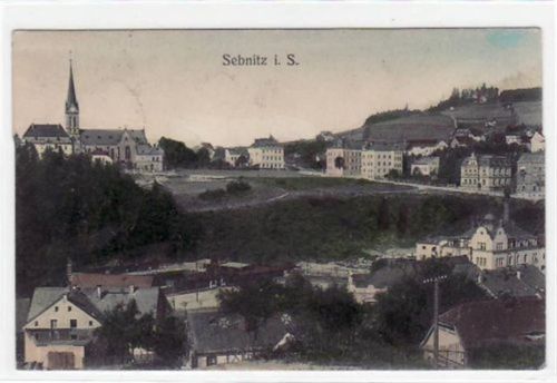 Sebnitz Sebnitz mit Teilansicht und Kirche gelaufen und Bahnpoststempel von 1912. leichte Eckabschürfungen, leicht fleckig, sonst gut erhalten.