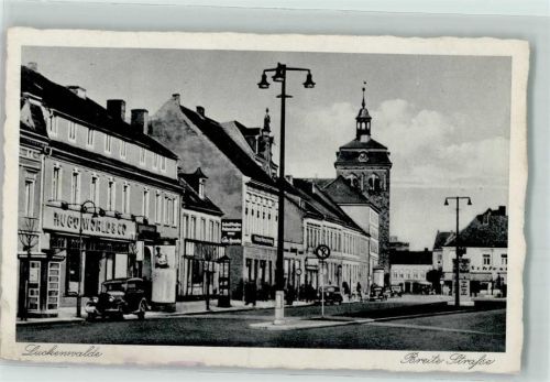 Luckenwalde Breite Straße Auto Litfaßsäule Geschäfte Cafe