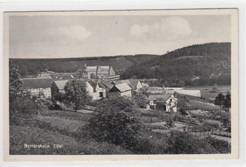 Nettersheim Nettersheim. Teilansicht mit Herz-Jesu-Kloster gelaufen, ca. 1940 kleiner Knick oben rechts, leichter Schrift- und Stempeldurchdruck, sonst gut erhalten
