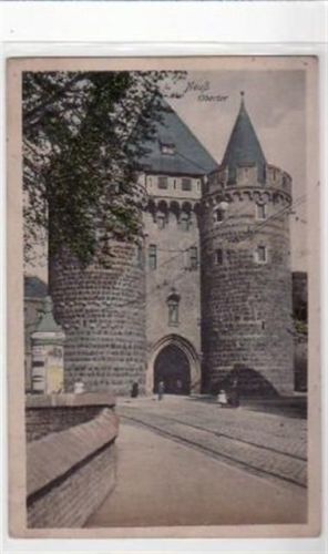 Neuss Neuss mit Obertor ungelaufen Kleine Löcher vom Reißnagel oben und unten rechts, leicht fleckig, sonst gut erhalten
