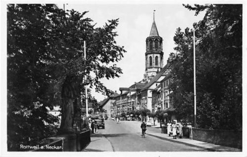 Rottweil. Straßenpartie mit Blick auf den Kirchturm ungelaufen Gute Erhaltung.