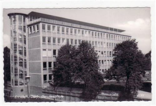 Emden Emden mit Berufsschule ungelaufen Gute Erhaltung.