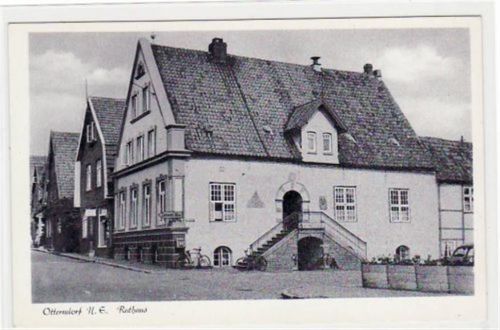 Otterndorf mit Rathaus. ungelaufen Nachkriegskarte. Gute Erhaltung.
