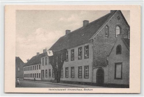 Beckum. Vereinslazarett Vinzenzhaus mit Rot Kreuz Flagge ungelaufen Gute Erhaltung.