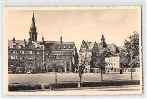Liegnitz Friedrichsplatz in Liegnitz / Legnica. 1940 Feldpost Leichte Anhaftung Rückseite, sonst gut erhalten