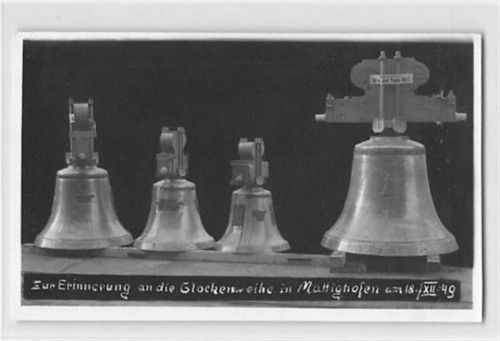 Mattighofen. Zur Erinnerung an die Glockenweihe 1949 ungelaufen kleiner Knick oben rechts, sonst gut erhalten
