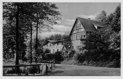 Leutenberg in Thüringen. Haus Beetz ungelaufen Top Erhaltung.