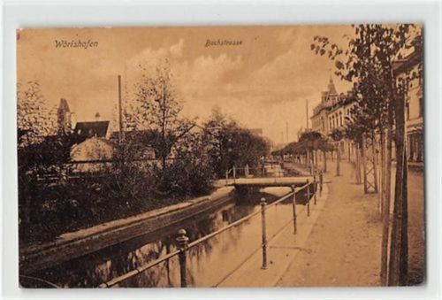 Wörishofen. Bachstraße gelaufen. leichte Abschürfungen, kleiner Knick oben links, Vorder- und Rückseite leicht fleckig, sonst gut erhalten