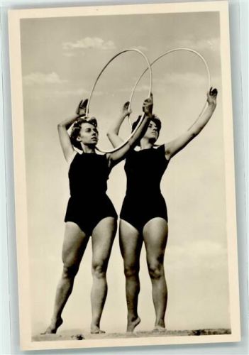 O7000 Leipzig Übungen der DHfK Leipzig Turnfest 1956 Foto AK