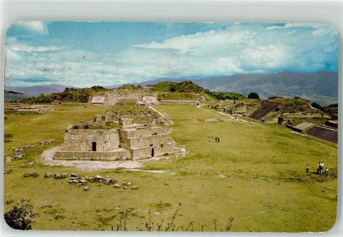 Oaxaca de Juárez Vista de la Gran Plaza desde la Plataforma Sur Monte Alban
