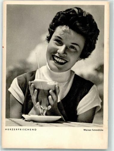 Photo Porst Werbung Frau Eisbecher von Werner Schmölcke