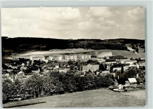 Ehrenfriedersdorf Stadtmitte mit Neubauten am Steinbüschel