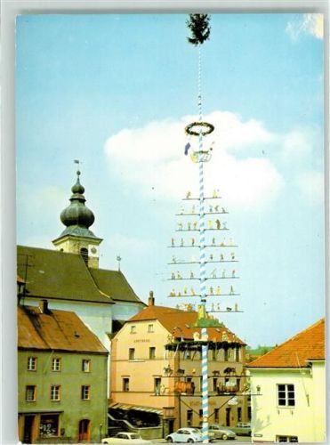 Oberviechtach Marktplatz Maibaum VW Käfer