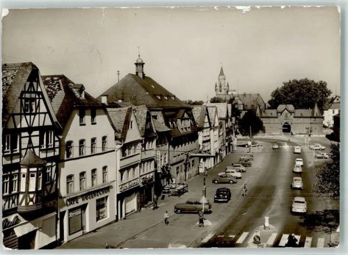Friedberg Kaiserstraße Zebrastreifen Auto Cafe Turm