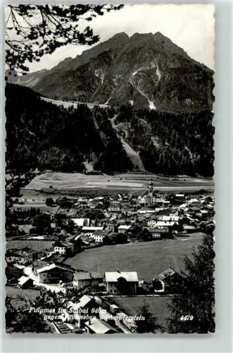 Fulpmes im Stubai gegen Kroneben und Ampferstein