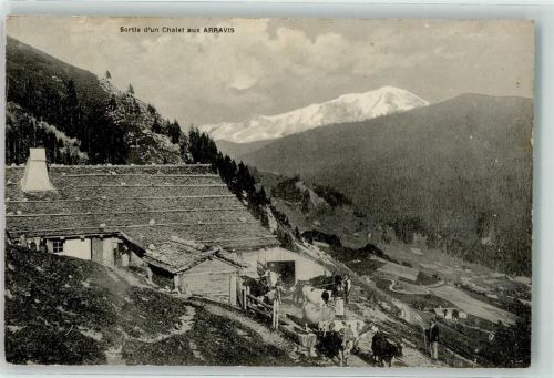 La Clusaz Sortie d un Chalet aux Arravis