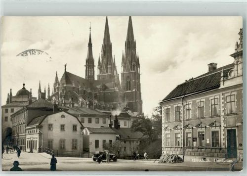 Upsalla Domkirche Oldtimer