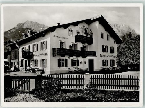 82467 W8101 Krün Foto AK Gasthaus zur Schöttlkarspitze Fahrrad Fremdenzimmer