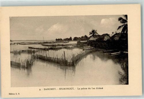 la pointe du Lac Aheme Segbohoue