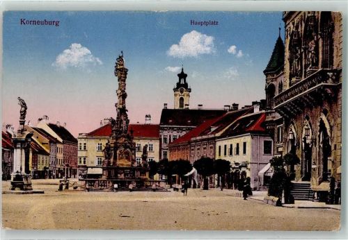 Korneuburg 1918 Hauptplatz mit Rattenfängerbrunnen und Pestsäule