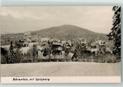 Bärenfels mit Spitzberg im Schnee