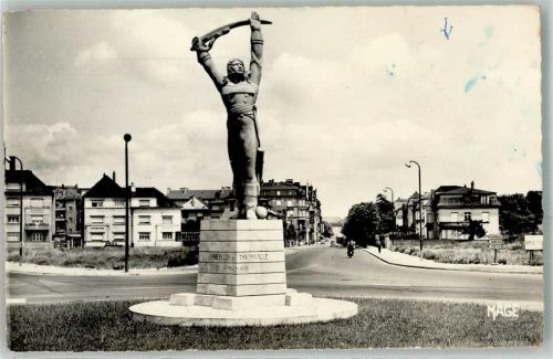 Thionville Statue de Merlin 1762-1833 Auto Wegweiser Motorrad