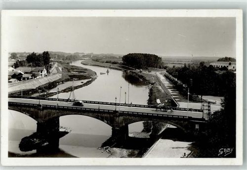 Dax Brücke über die Adour Oldtimer Fahrrad
