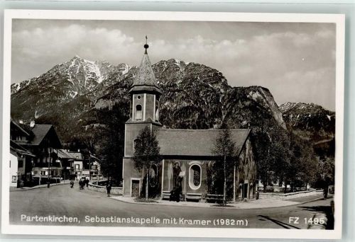 Partenkirchen Sebatianskapelle mit Kamer