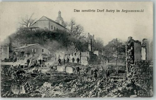 Autry 1915 das zerstörte Dorf im Argonnenwald Uniform