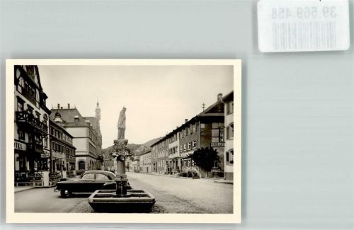 Wolfach Marktplatz mit Nepomukbrunnen Hotel Kreuz