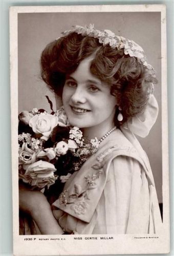 Miss Gertie Millar was an English actress and singer of the early 20th century, Musical Rotary Photo 1938 P Mode Frauenschönheit